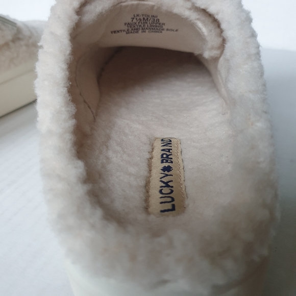 Lucky Brand Tolini Sherpa Lace-Up Slip-On Platform Sneaker in Stucco Cream 7.5 - Picture 11 of 16
